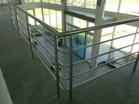 Geländer, Treppen, Tore Inox