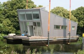 Structures & containers