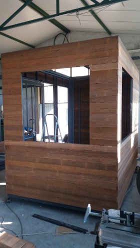 Container Bungalow production