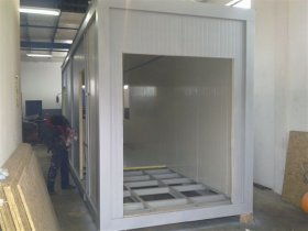 Structures & containers