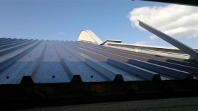 Roof trapezoidal sheet metal