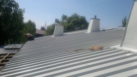 Roof trapezoidal sheet metal