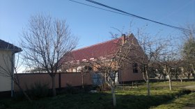 Roof trapezoidal sheet metal