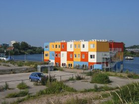Kontejneri standard 6x2.4