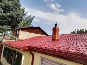 Metal roofing tile