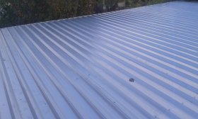 Trapezoidal steel sheet
